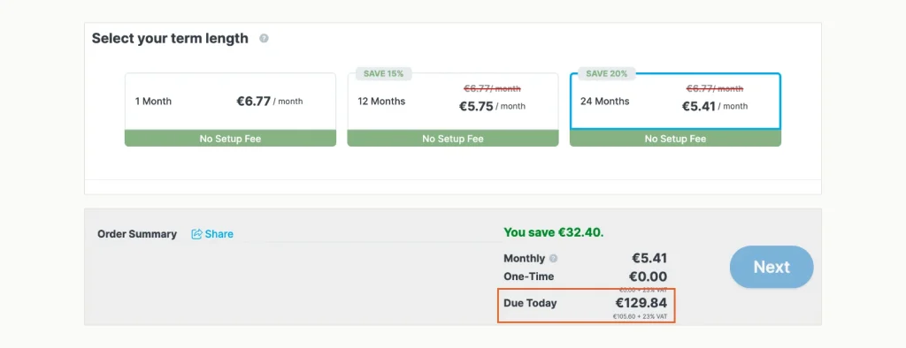 Contabo Cloud VPS 4 configurator showing term prices of EUR 6.77 for 1 mês, EUR 5.75 for 12 months and EUR 5.41 fpara24 months including VAT, e euros 129.84 due today for the 24-month order